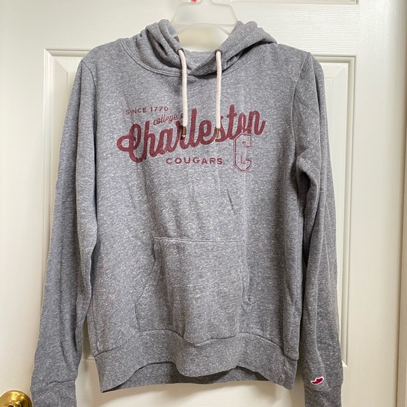 cofc sweatshirt. medium - Picture 1 of 3